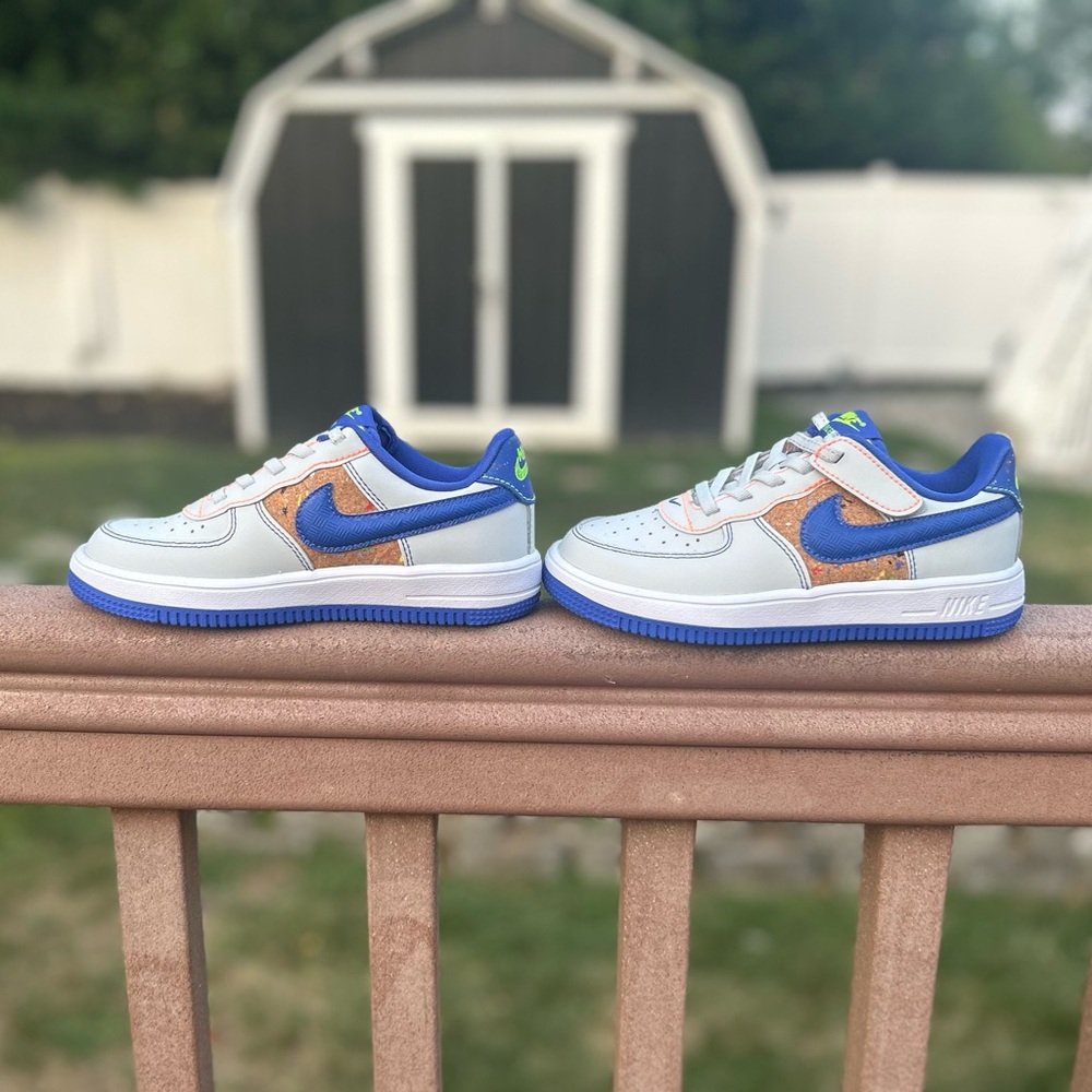 ✨ Kids Nike Air Force 1 EasyOn – Size 13 – BRAND NEW! ✨